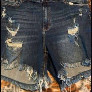 NWOT women’s plus size Jean shorts